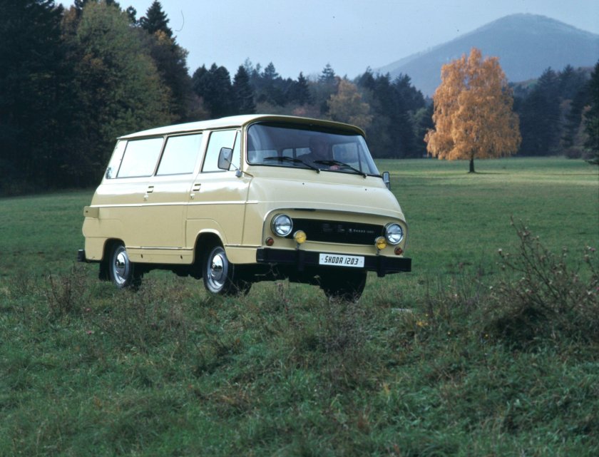 Skoda 1203
