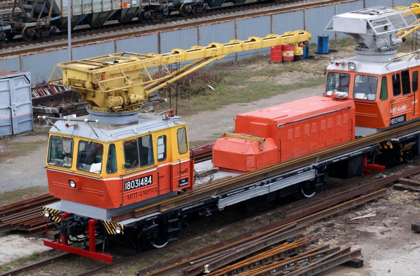 Мотовоз МПТ-4