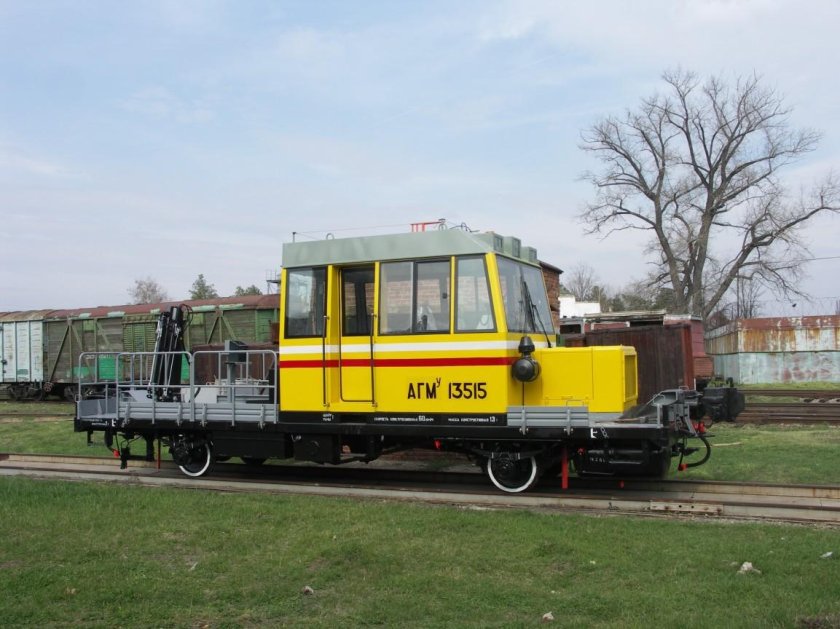 Дрезина ДГКУ-5