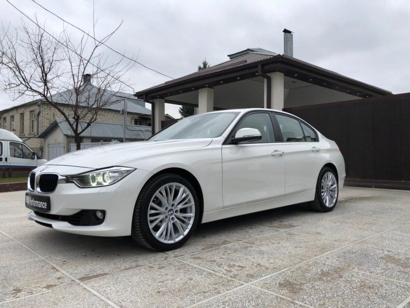 BMW 320i 2012