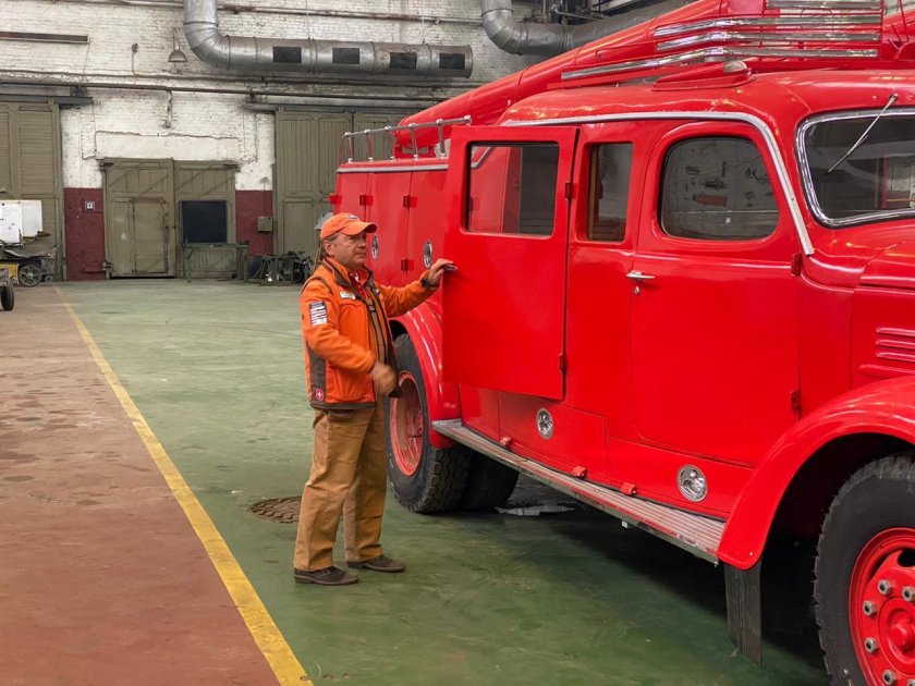 ЗИЛ 151 пожарная машина