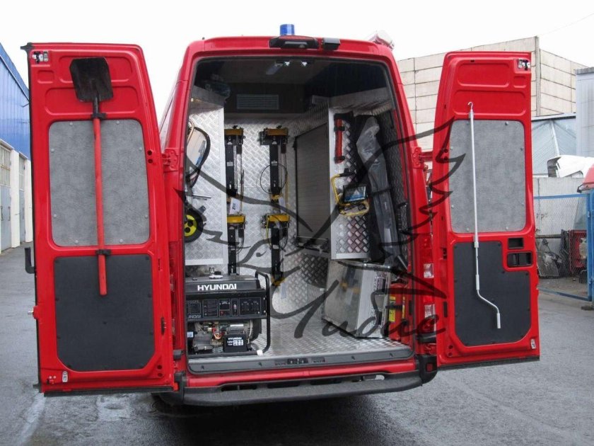 Пожарный водозащитный автомобиль АВЗ