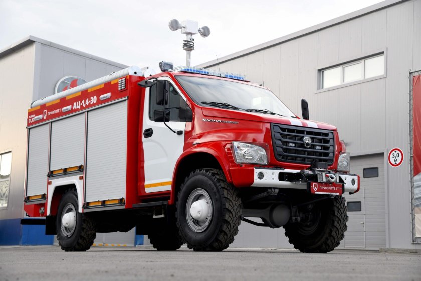 Автоцистерна пожарная АЦ-1,4-30 (с41а23)