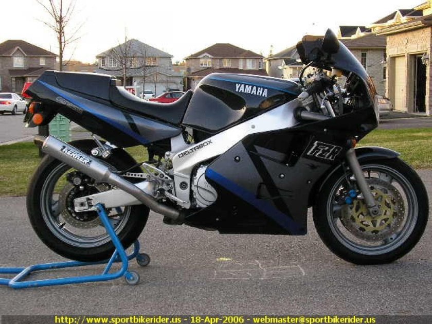 Ямаха ФЗР 1000