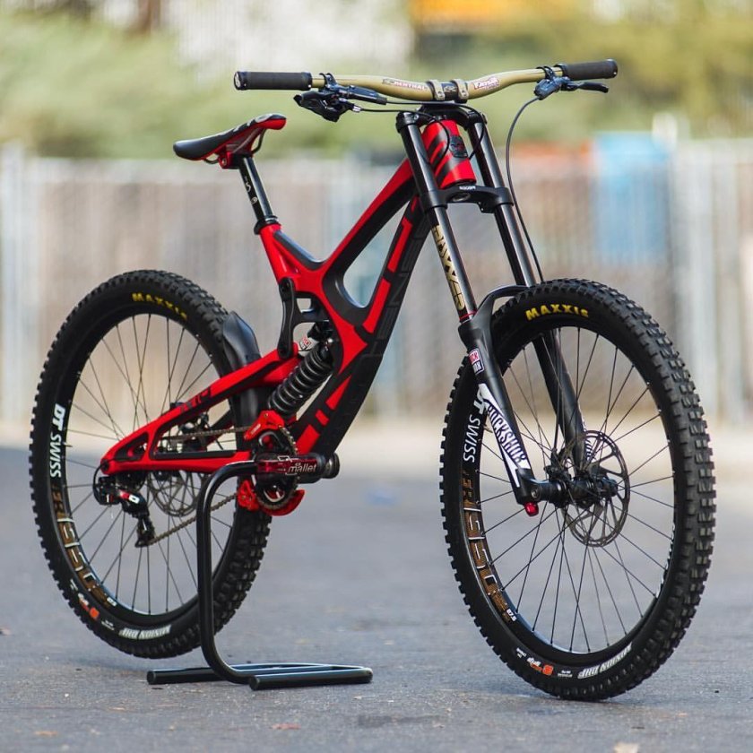 МТБ велосипед даунхилл