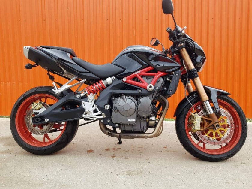 Мотоцикл Бенелли 600