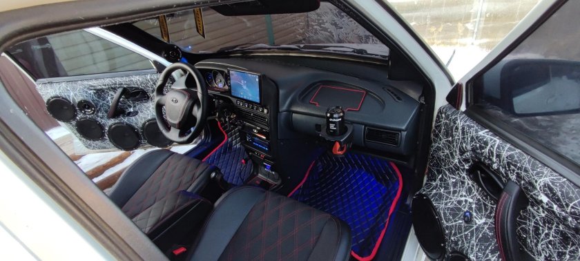 ВАЗ 2114 АМГ салон