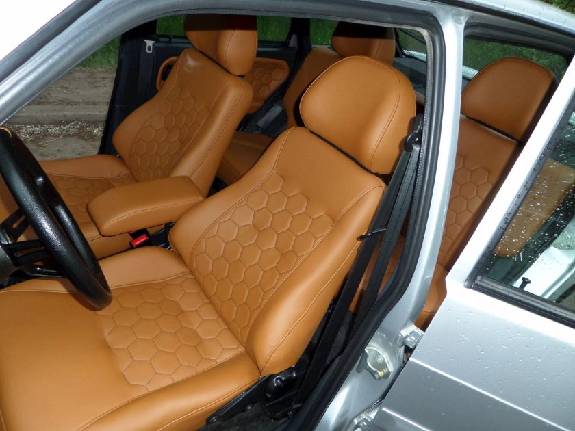 ВАЗ 2115 кожаный салон