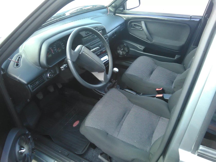 Черный салон ВАЗ 2114