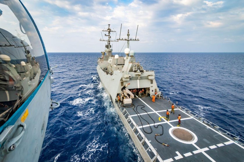 Арли берк эсминец