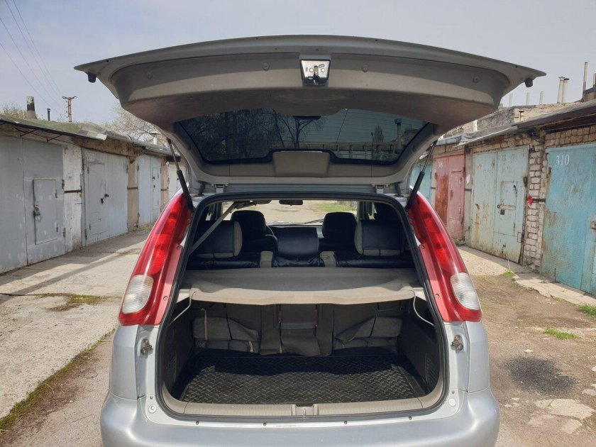 Mitsubishi grandis 2003 2011