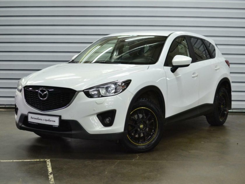 Мазда белая внедорожник