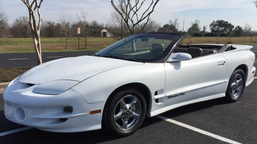 Pontiac Firebird 2002