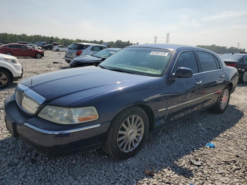 Lincoln town car 2003