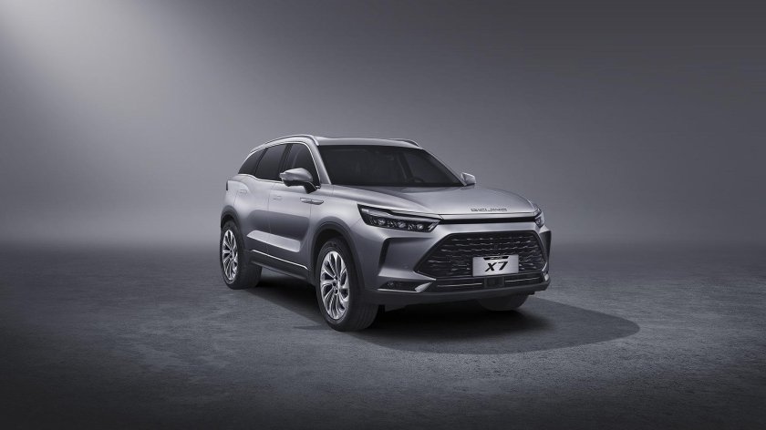 BAIC x7