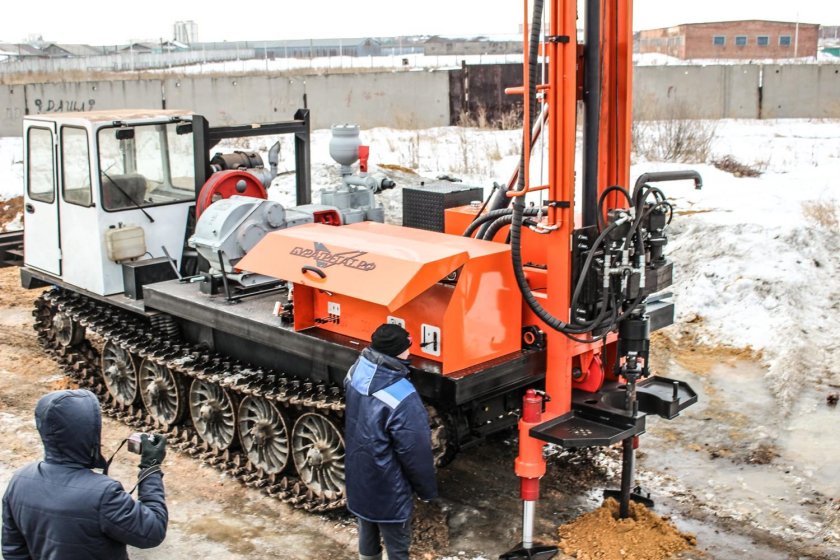 Буровой станок УРБ 2а2