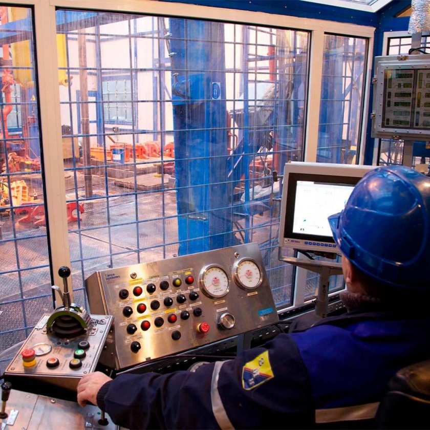 Буровая 3000 ЭУК кабина бурильщика