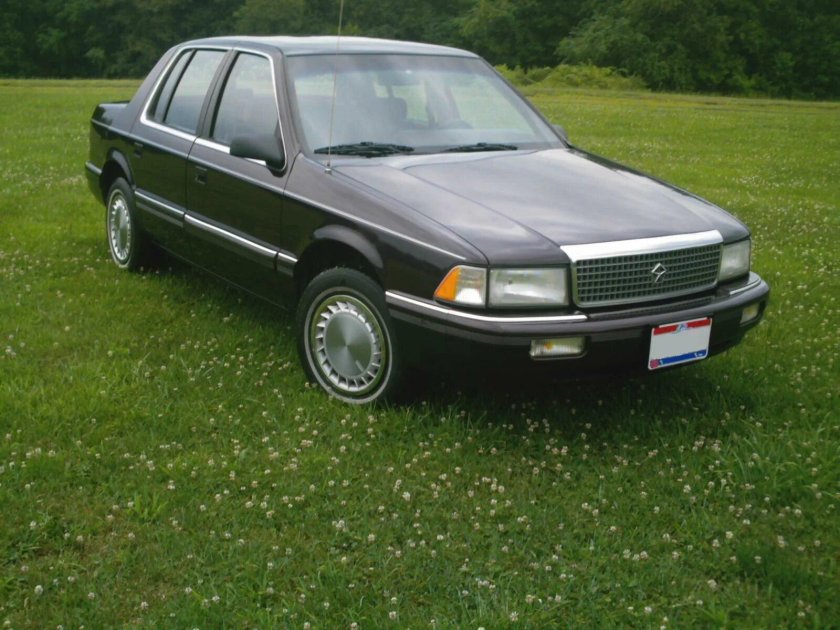 Plymouth Acclaim 1990