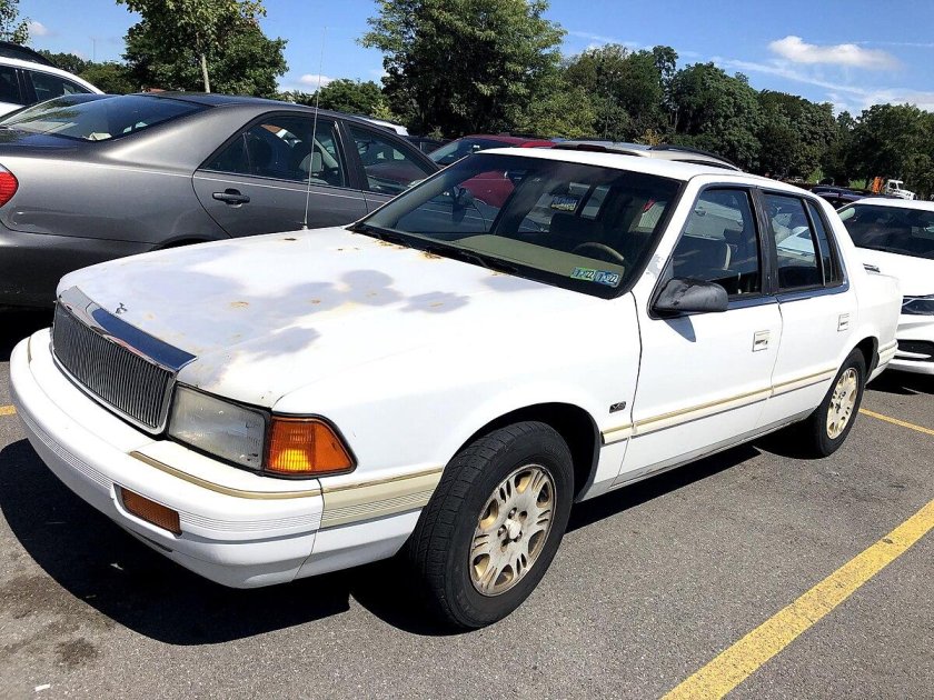 Плимут Акклайм