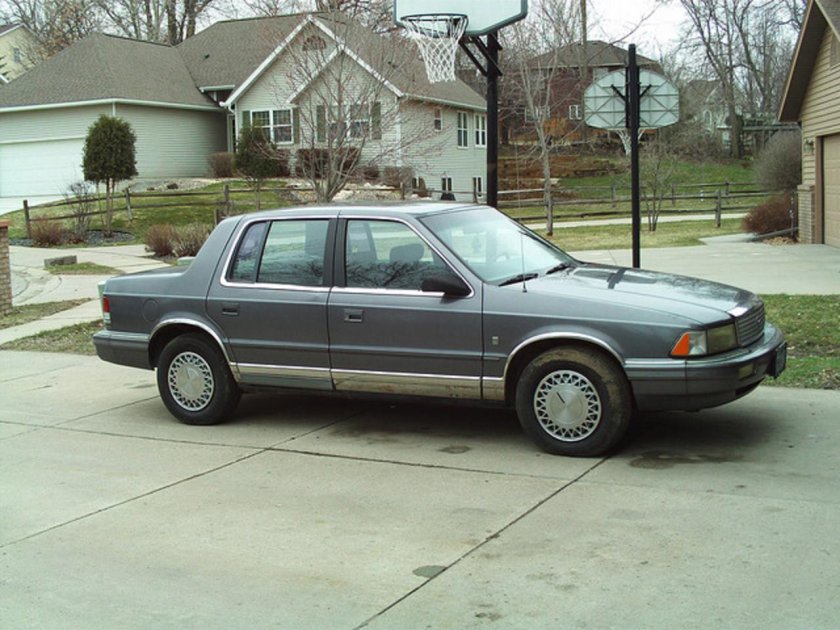 Plymouth Acclaim 1990