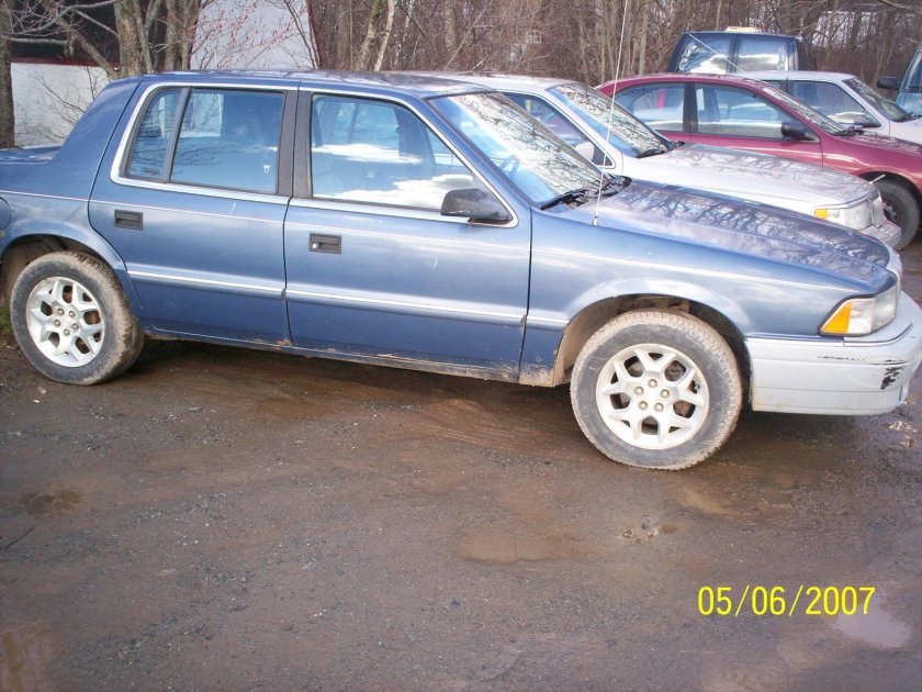 Плимут Акклайм