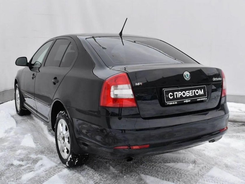 Черная шкода октавия