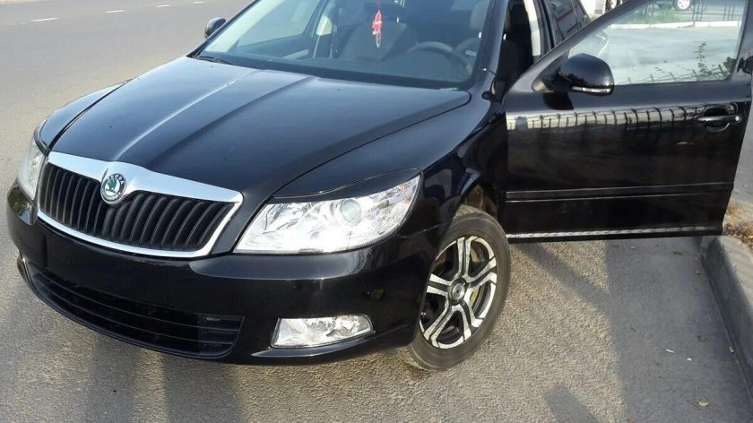 Шкода а5 черная