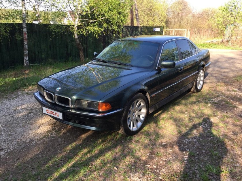 БМВ 735 1996