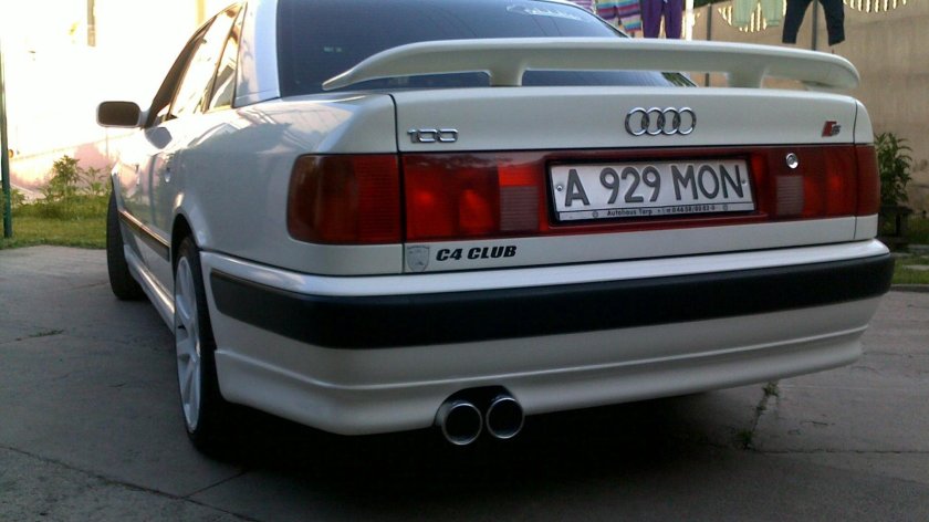 Ауди 100 s4 2.2
