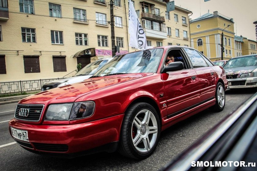 Ауди 100 с4