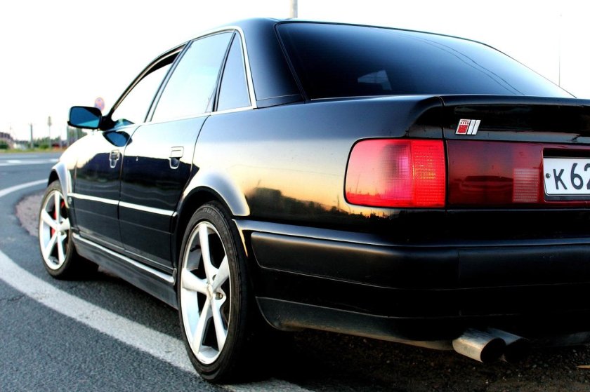 Ауди 100 s4