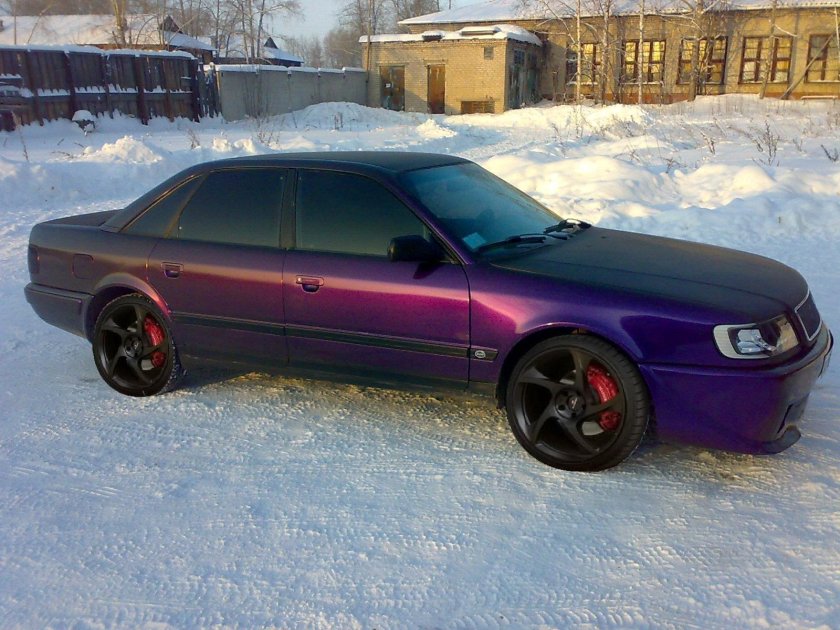 Ауди 100 с4 Вишневая