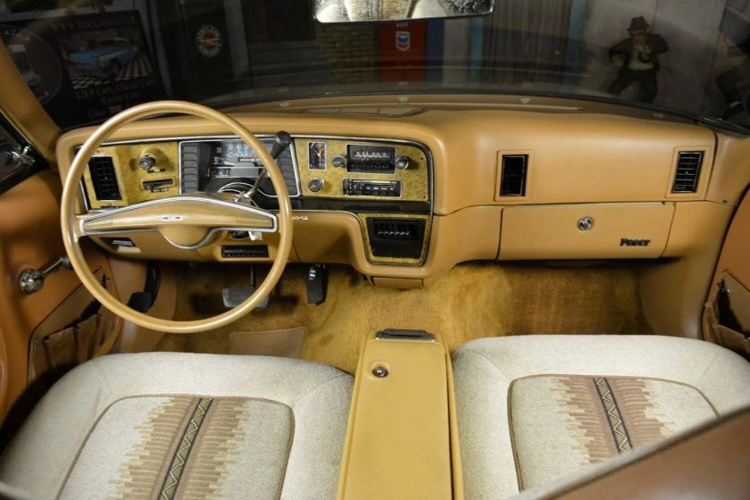 AMC Pacer 1975 салон