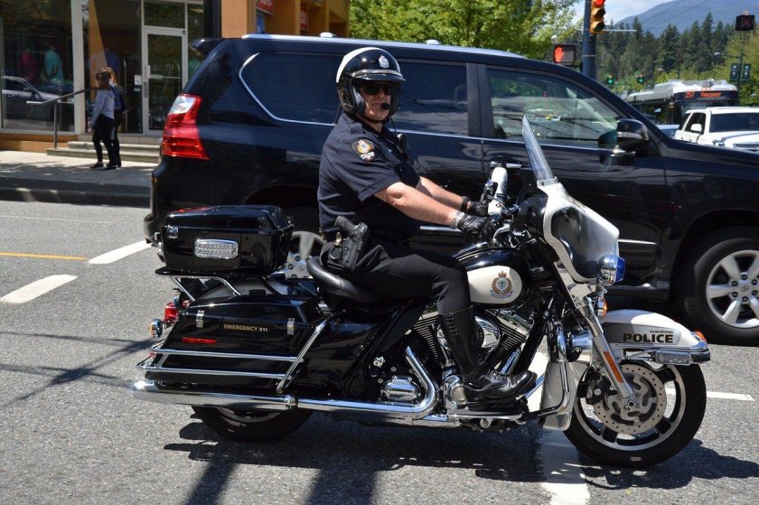 Мотоцикл полицейский Харлей