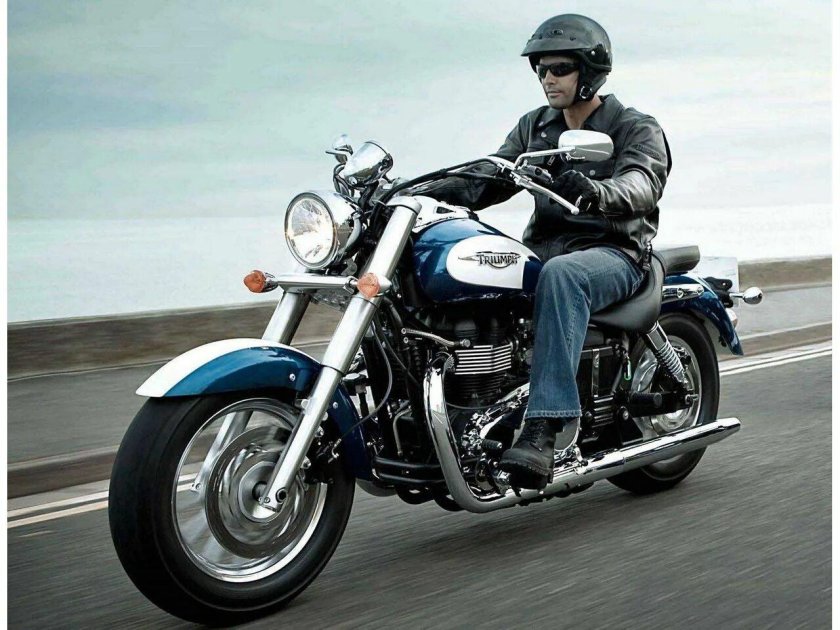 Мотоцикл Триумф Америка Triumph America