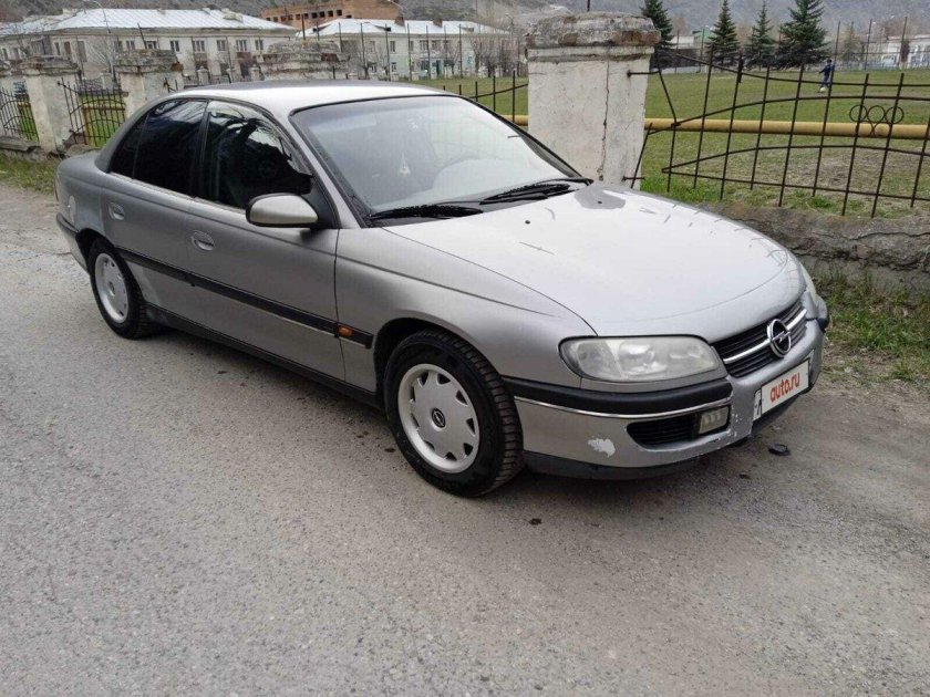Opel omega b 1998