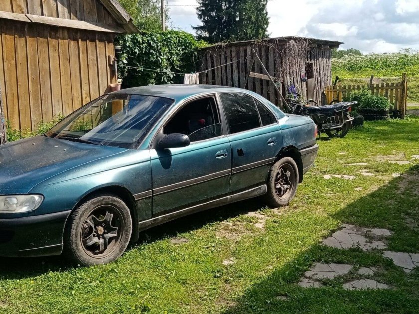 Opel omega 1996