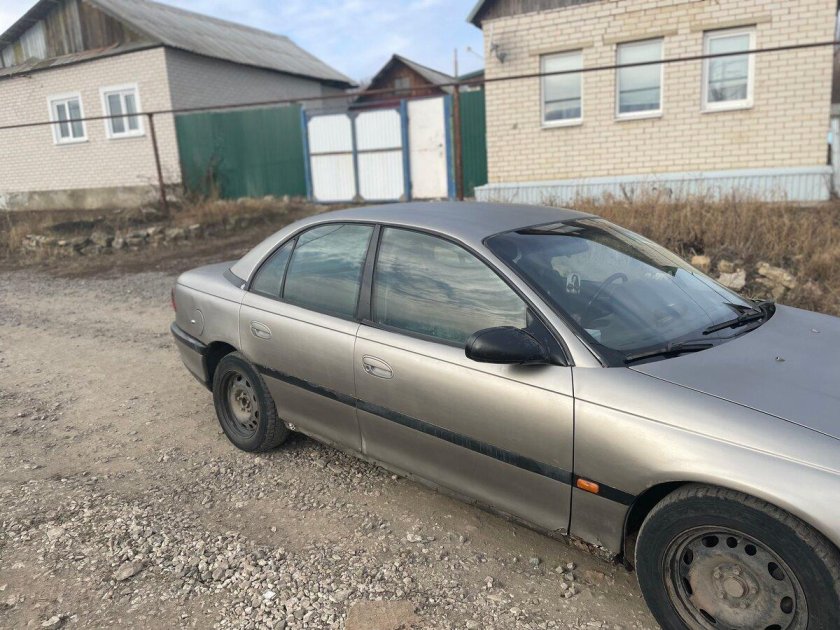 Опель омега 1995