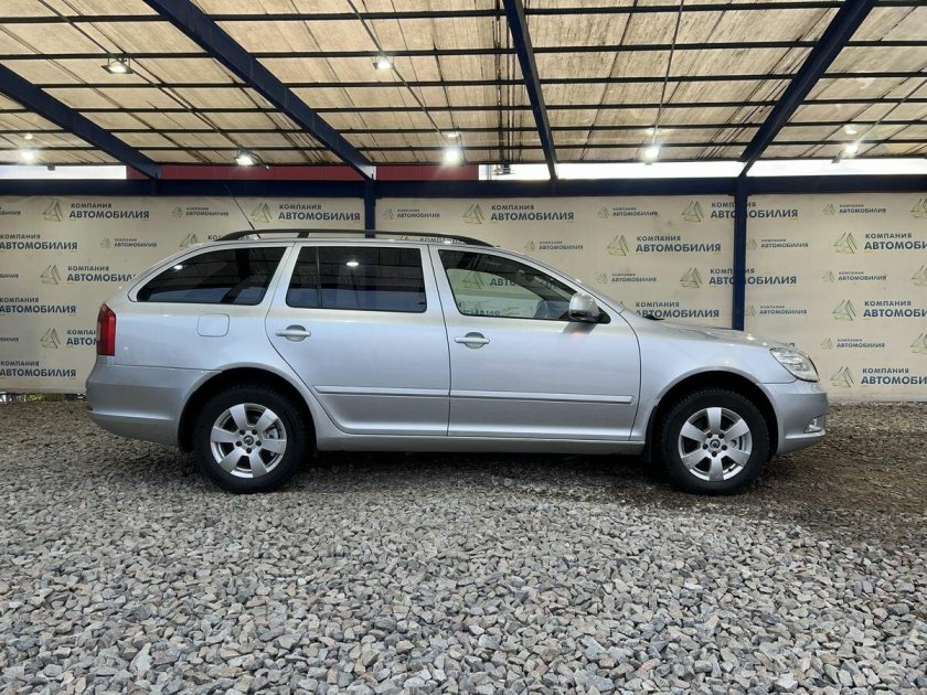 Шкода октавия универсал 2011 года