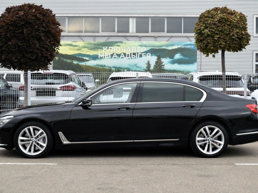 Бмв 7 серии g 11