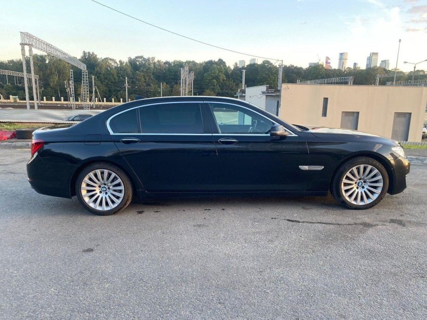 Bmw 750 li