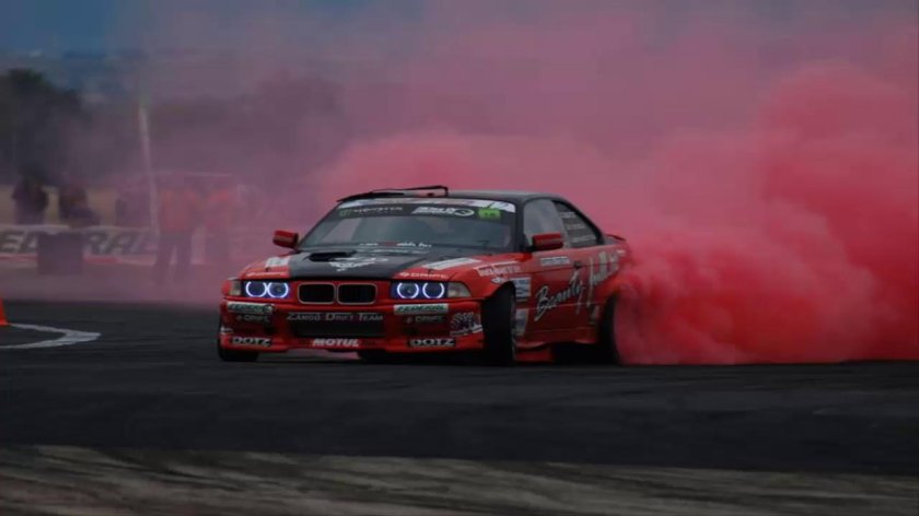 БМВ м5 дрифт