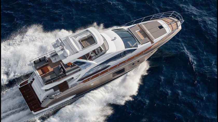 Azimut 66 яхта