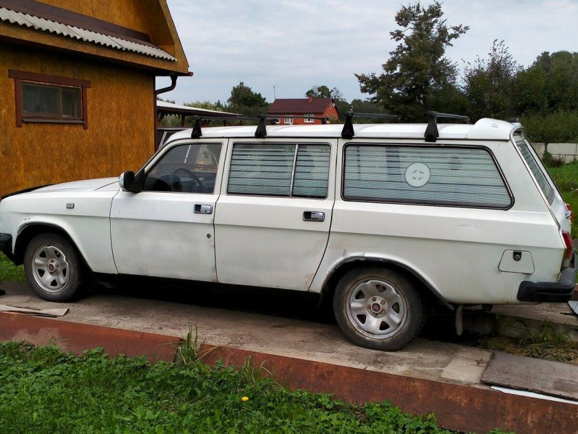 Волга универсал 31022