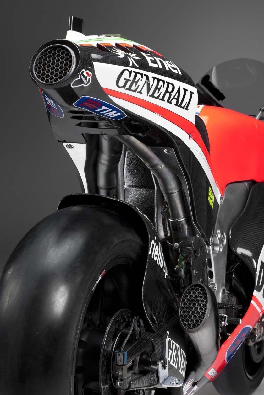 Гоночный мотоцикл Дукати