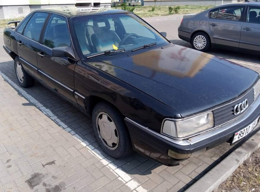 Ауди 100 1983