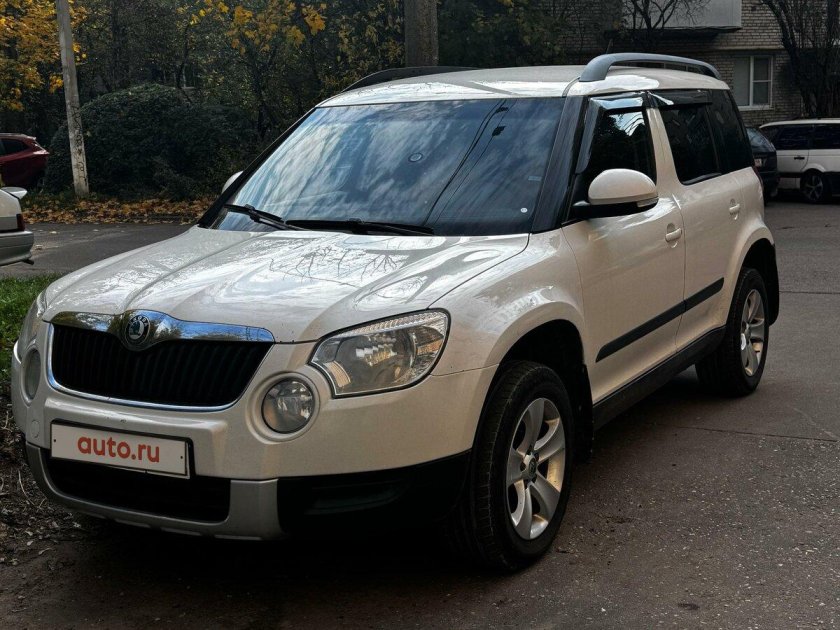 Шкода йети белая