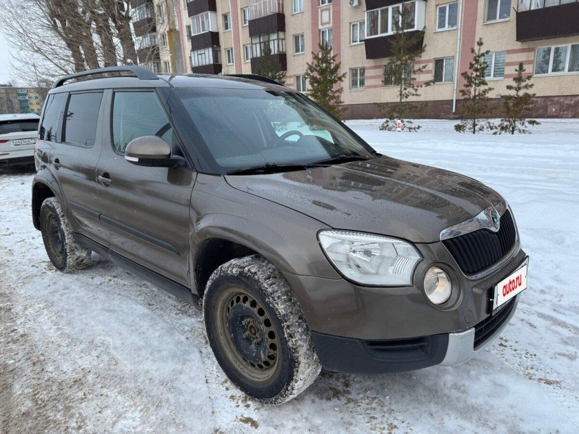 Машина skoda yeti