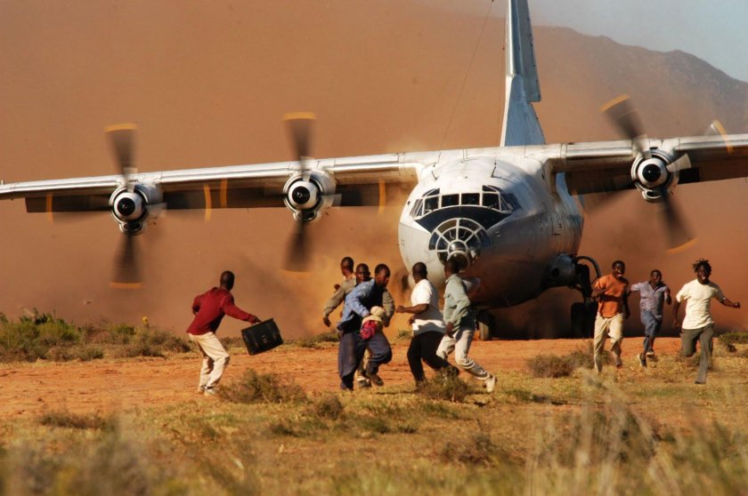 Ан12 самолет