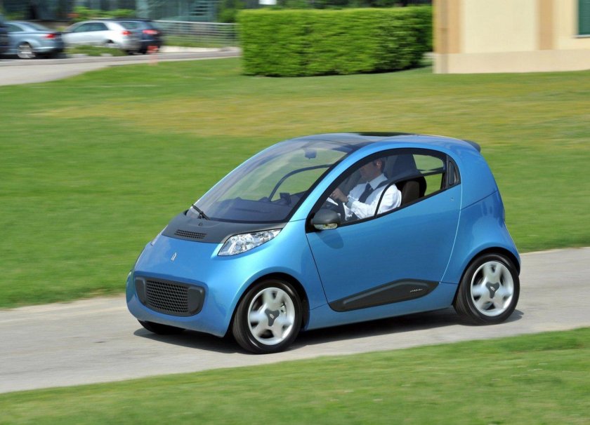 Маленький электрокар